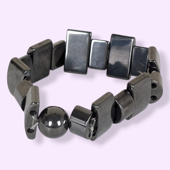 Magnetic Hematite Beaded Bracelet - Picture 3 of 6